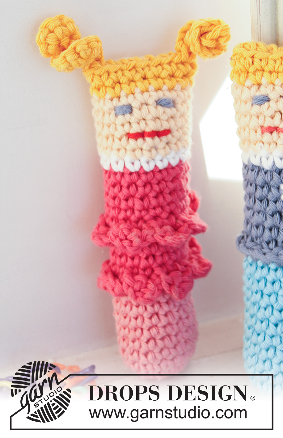 You and Me! / DROPS Children 24-20 - Muñecos a ganchillo, niña y niño, en DROPS Paris