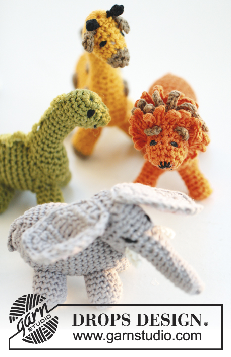Melman / DROPS Children 24-8 - Gehaakte giraf in DROP Safran of DROPS Paris.