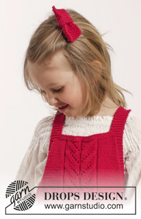 Sweet Alice / DROPS Children 26-4 - Gestricktes Kleid mit Lochmuster in DROPS Cotton Merino und gestrickte Haarschleife mit Krausrippen in DROPS Cotton Merino für Babys und Kinder. Größe 1 Monat - 6 Jahre
