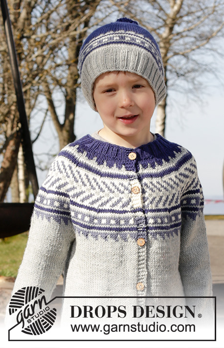 Little Adventure Jacket / DROPS Children 27-31 - Gilet tricoté de haut en bas, avec empiècement arrondi et jacquard, en DROPS Merino Extra Fine. Pour enfant, Du 3 au 12 ans