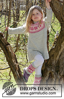 Forest Dance / DROPS Children 27-9 - Vestito lavorato ai ferri con motivo nordico in DROPS Karisma. Taglie 3-12 anni.