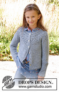 Agnes / DROPS Children 34-9 - Knitted jacket for children in DROPS Sky. The piece is worked top down with round yoke, lace pattern, stocking stitch and garter stitch. Sizes 3-12 years.