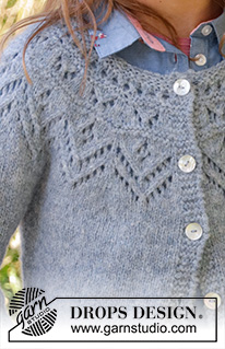 Agnes / DROPS Children 34-9 - Knitted jacket for children in DROPS Sky. The piece is worked top down with round yoke, lace pattern, stocking stitch and garter stitch. Sizes 3-12 years.
