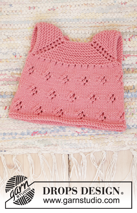 Summer Cora / DROPS Children 35-14 - Vestido a punto para la muñeca en DROPS Merino Extra Fine. La prenda está  realizada de arriba abajo con raglán, patrón de calados y punto musgo.