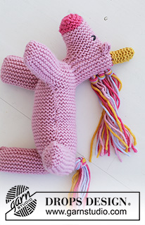 Rainbow the Unicorn / DROPS Children 37-18 - Strikket enhjørning i retstrik i DROPS Merino Extra Fine. 
