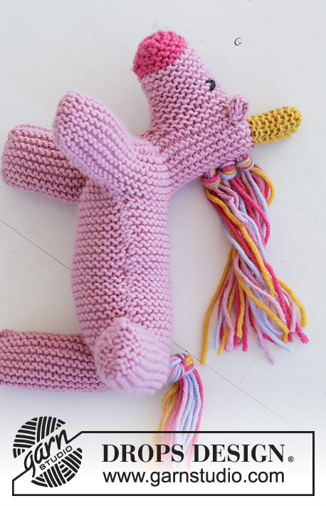 Rainbow the Unicorn / DROPS Children 37-18 - Strikket enhjørning i retstrik i DROPS Merino Extra Fine. 
