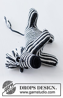 Oreo the Zebra / DROPS Children 37-19 - DROPS Merino Extra Fine lõngast kootud ripskoes mänguasi sebra