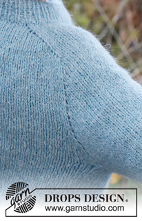 Tiny Cloud Cardigan / DROPS Children 40-13 - Strikket jakke til barn i DROPS Sky. Arbeidet strikkes ovenfra og ned med dobbel halskant og sadelskulder. Størrelse 3 – 14 år.
