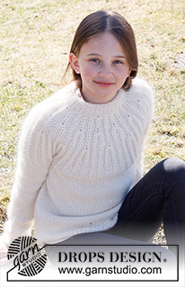Forest Vines Kids / DROPS Children 40-7 - Gebreide trui voor kinderen in DROPS Alpaca en DROPS Kid-Silk. Het werk wordt van boven naar beneden gebreid met dubbele hals, ronde pas en structuurpatroon met steken in Patentsteek op de pas. Maten 2 tot 12 jaar.