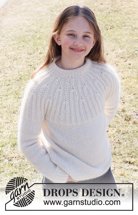 Forest Vines Kids / DROPS Children 40-7 - Gebreide trui voor kinderen in DROPS Alpaca en DROPS Kid-Silk. Het werk wordt van boven naar beneden gebreid met dubbele hals, ronde pas en structuurpatroon met steken in Patentsteek op de pas. Maten 2 tot 12 jaar.