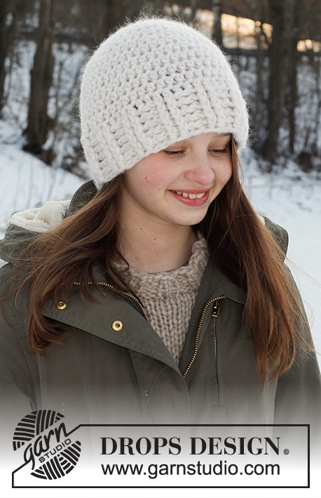 Catch the Moon / DROPS Children 41-24 - Crocheted hat for kids in DROPS Wish. Piece is crocheted with relief stitches and half treble crochets. Size 2 to 12 years