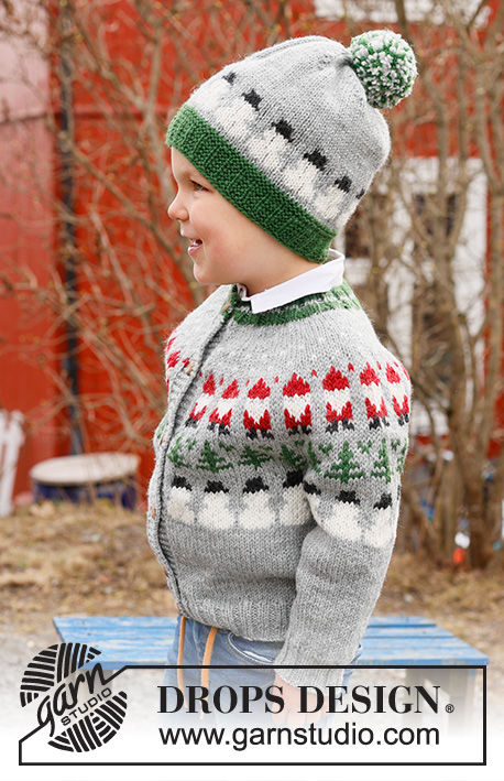 Christmas Time Cardigan / DROPS Children 44-17 - Gebreid vest voor kinderen in DROPS Karisma. Het werk wordt van boven naar beneden gebreid met ronde pas en gekleurde kerstman, kerstboom en sneeuwman patroon. Maten 2 – 14 jaar. Thema: Kerst.