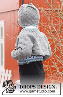 Hipp Hipp Hurra Jacket / DROPS Children 44-3 - Stickad kort kofta till baby och barn med raglan i DROPS BabyMerino. Arbetet stickas uppifrån och ner med nordiskt mönster. Storlek 6 månader – 6 år.