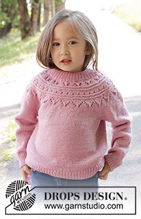Running Circles Sweater / DROPS Children 47-8 - Gestrickter Pullover für Kinder in DROPS Merino Extra Fine. Die Arbeit wird von oben nach unten mit Rundpasse, Lochmuster und doppelter Halsblende gestrickt. Größe 2 - 12 Jahre.