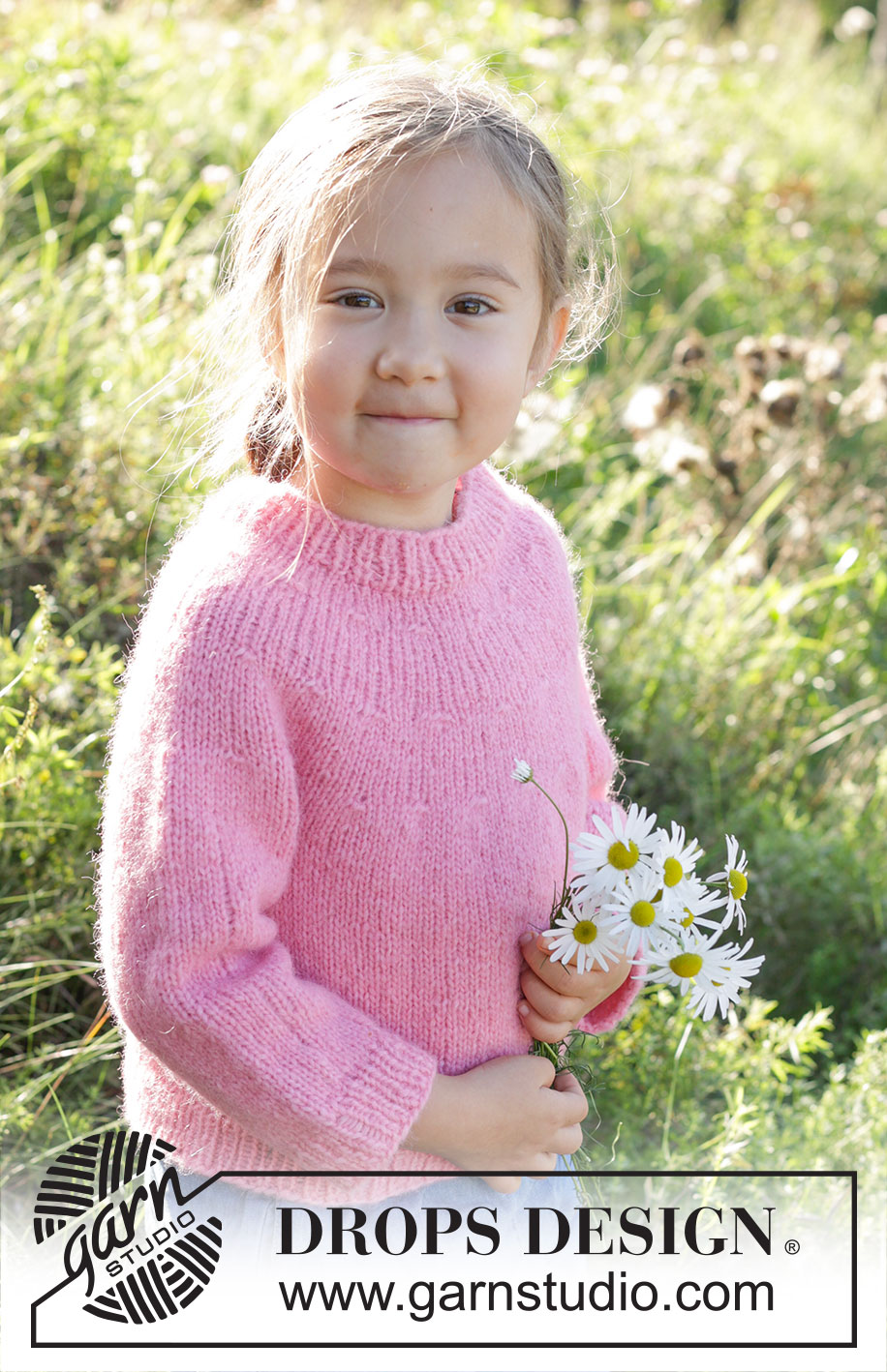 Bright Strawberry Sweater / DROPS Children 48-6 - Strikket bluse til børn i DROPS Air. Arbejdet strikkes oppefra og ned med rundt bærestykke. Størrelse 3 – 14 år.