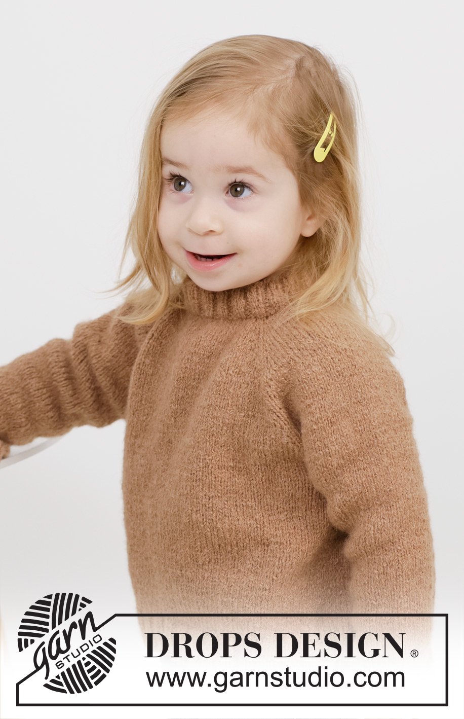 Cocoa Comfort / DROPS Children 49-12 - Dziecięcy sweter na drutach, przerabiany od góry do dołu, z włóczki DROPS Sky. Przerabiany dżersejem, z reglanowymi rękawami. Od 2 do 12 lat.