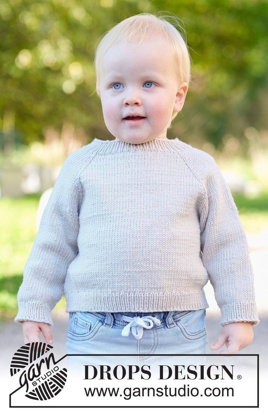 Gentle Day Sweater / DROPS Children 49-7 - Jersey a punto para niños en DROPS Merino Extra Fine. La labor está realizada en punto jersey, de arriba abajo con raglán. Tallas 2-14 años.