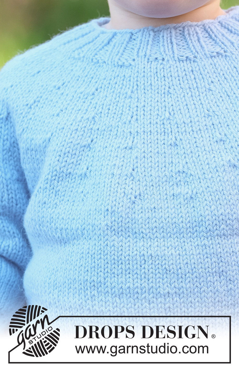 Easy Chill Sweater / DROPS Children 49-9 - Knitted jumper for children in DROPS Karisma. The piece is worked top down with stocking stitch and a round yoke. Sizes 2 - 14 years.