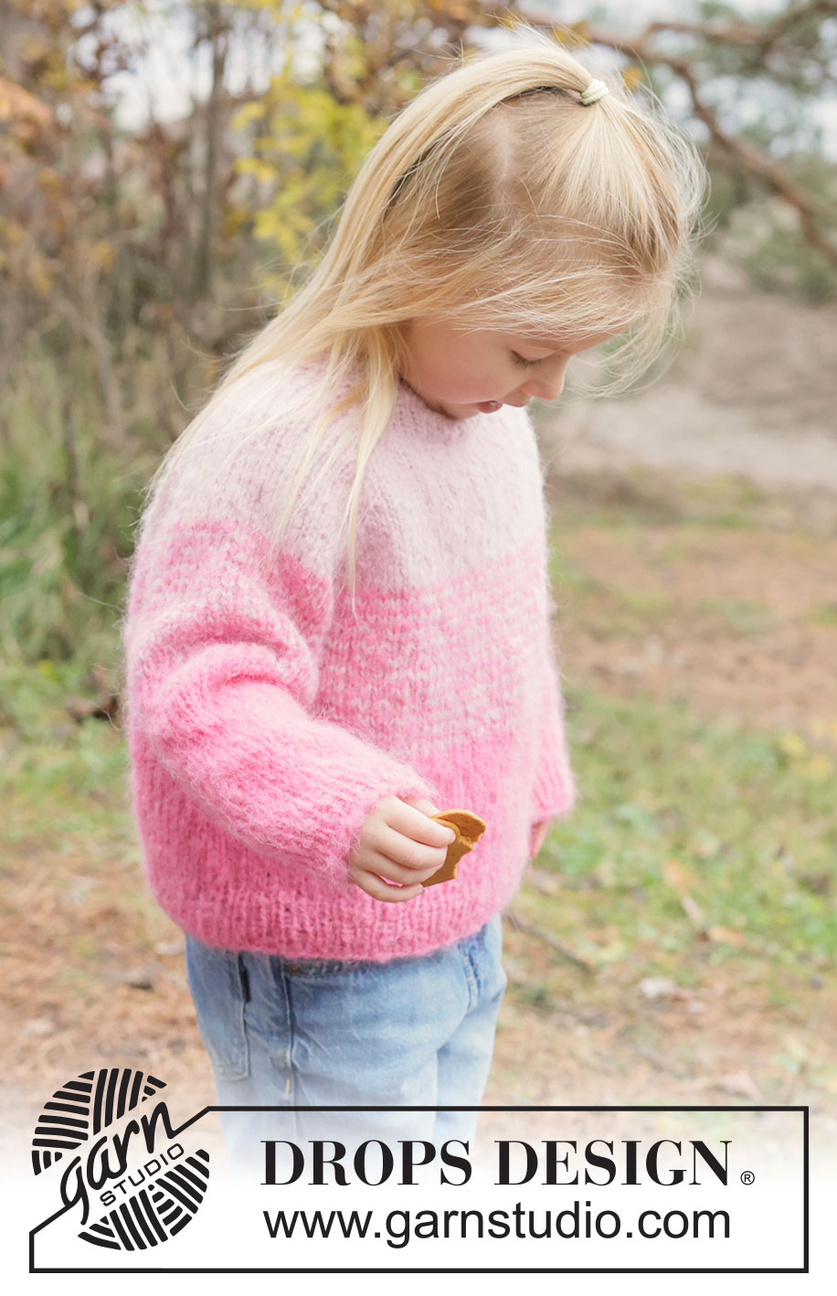 Fairy Floss Sweater / DROPS Children 50-11 - Kötött pulóver gyermekeknek DROPS Melody fonalból. A darabot fentről lefelé irányban készítjük, harisnyakötéssel, raglán szabásvonallal és csíkokkal. 2 - 14 éveseknek való méretekben