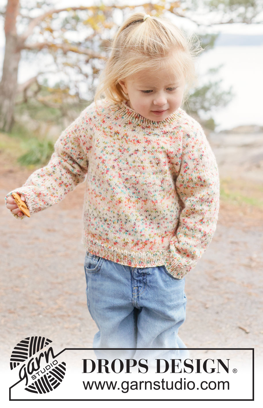Sunset Sprinkles Sweater / DROPS Children 50-13 - Kötött pulóver gyerekeknek DROPS Fiesta fonalból. A darabot fentről lefelé haladva kötjük, harisnyakötéssel és kerek vállrésszel. 2 - 14 éveseknek való méretekben