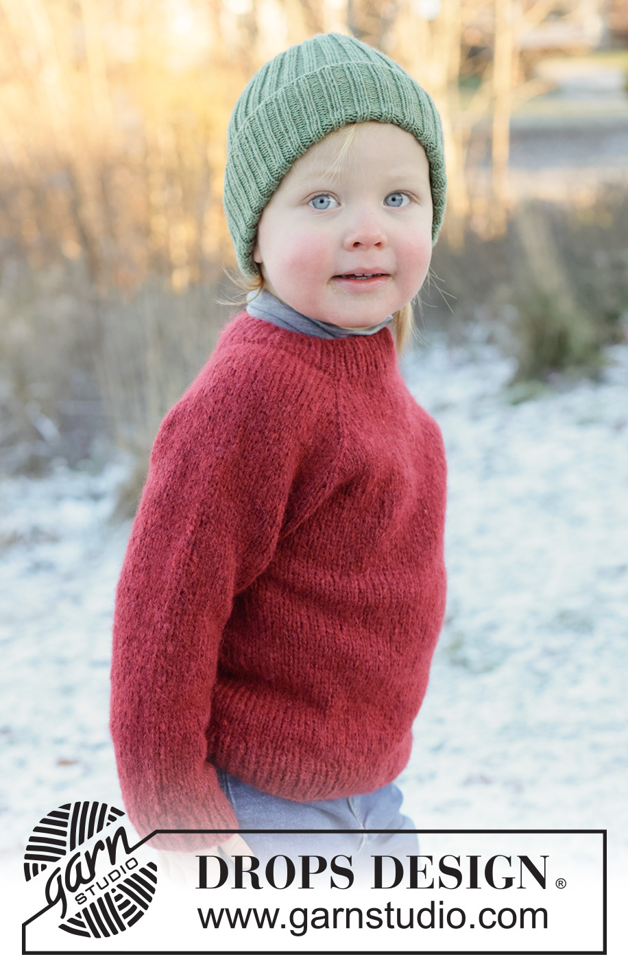 Berry Bramble Sweater / DROPS Children 50-15 - Knitted sweater for children in DROPS Air. The piece is worked top down in stockinette stitch with raglan. Sizes 2 - 14 years.