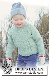 Chilly Charm Sweater / DROPS Children 50-16 - Pull tricoté pour enfant en DROPS Karisma. Se tricote de haut en bas avec épaules européennes / épaules biaisées et torsades. Du 2 au 14 ans.