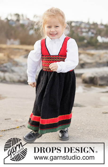 Tiny Traditions / DROPS Children 50-24 - Dětské a baby šaty ke slavnostním příležitostem s norským vzorem pletené shora dolů z příze DROPS Alpaca. Velikost 6 měsíců – 6 let.