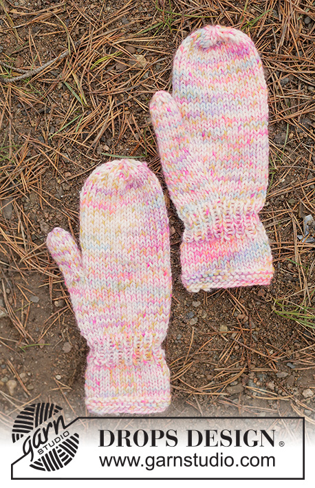 Fairy Flurry Mittens / DROPS Children 50-6 - Knitted mittens for children in DROPS Fiesta. Sizes 2 - 14 years.