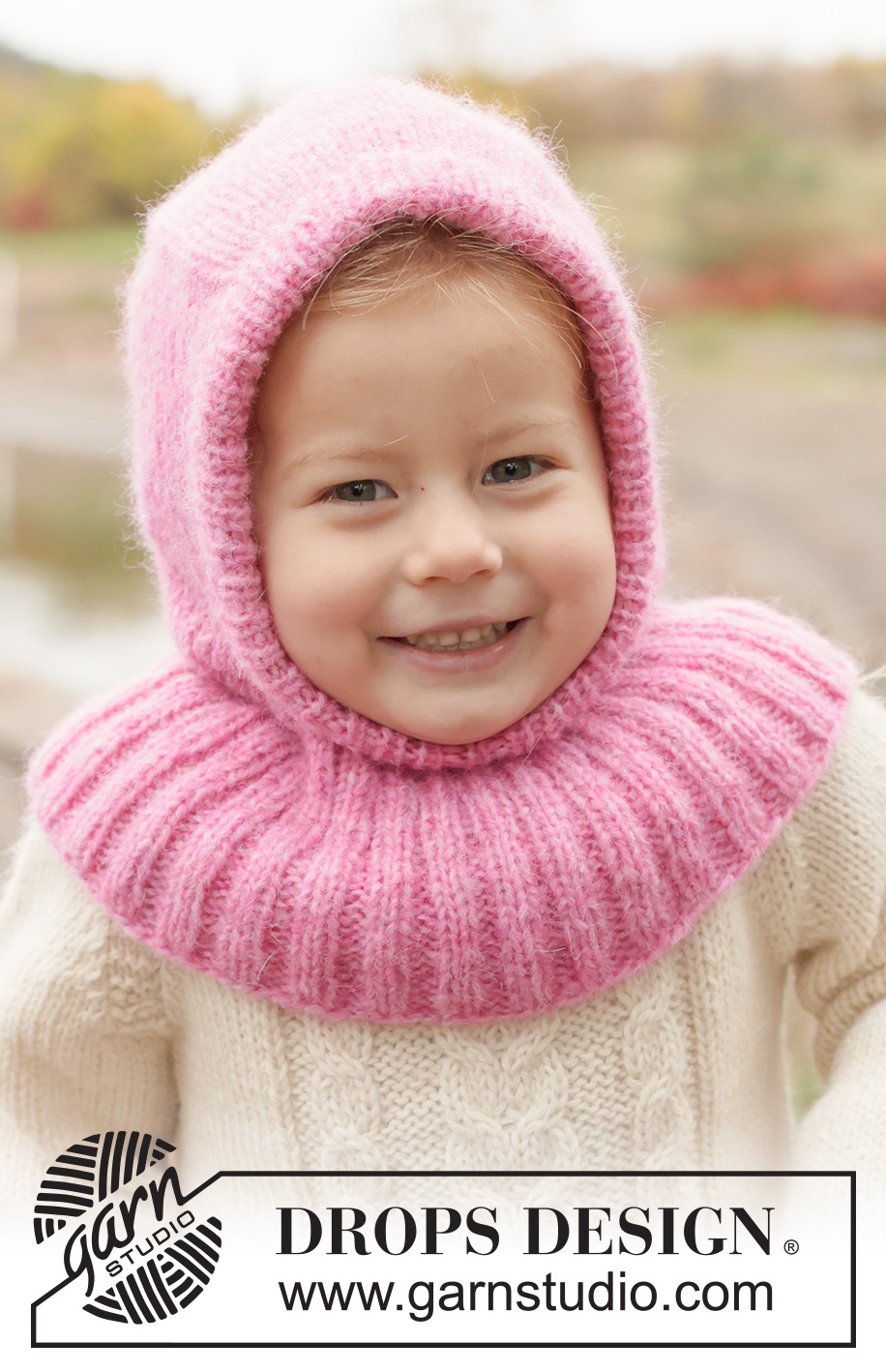 Dream Petal Balaclava / DROPS Children 50-7 - Strikket elefanthue / balaclava til barn i DROPS Air. Arbejdet strikkes oppefra og ned i glatstrik og rib. Størrelse 2 - 14 år.