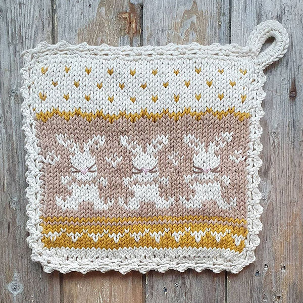 20210526-creativecrochetandknitterslady.jpg
