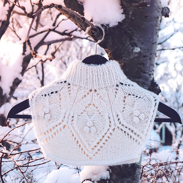 20220403-kristinragnarsknits.jpg