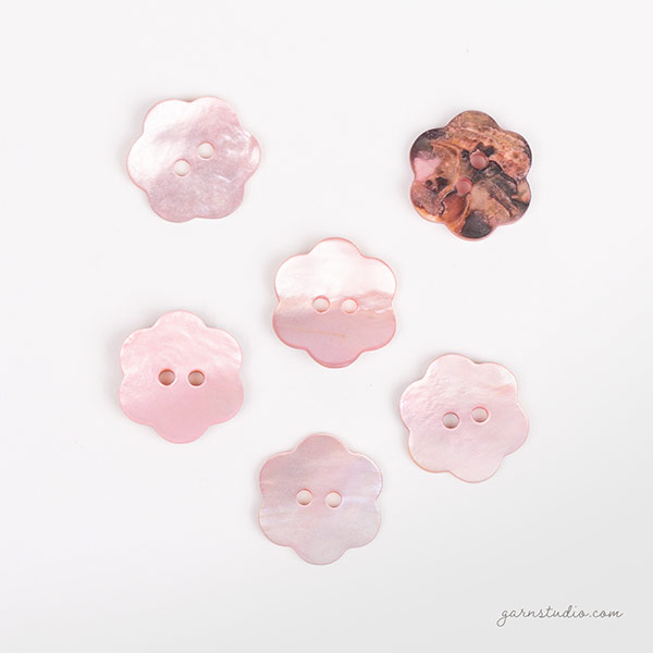 20220705-buttons.jpg