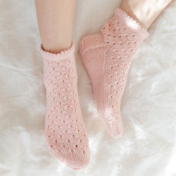 20240319-ss24-socks.jpg