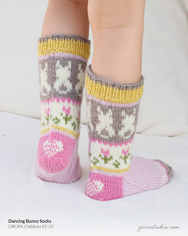 20250408-easter-socks.jpg