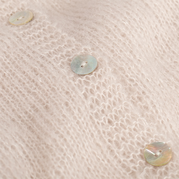 DROPS Napit Kaareva (valkoinen) no. 522