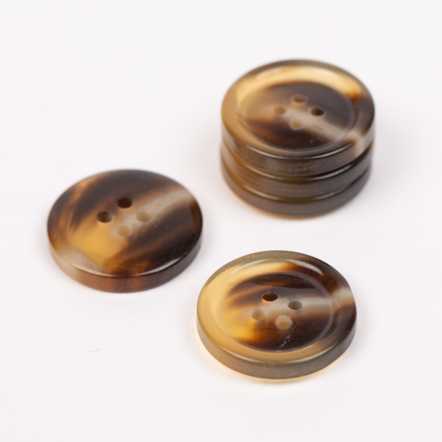 DROPS Knappar Imitaterat horn (karamell) No. 709 isometric