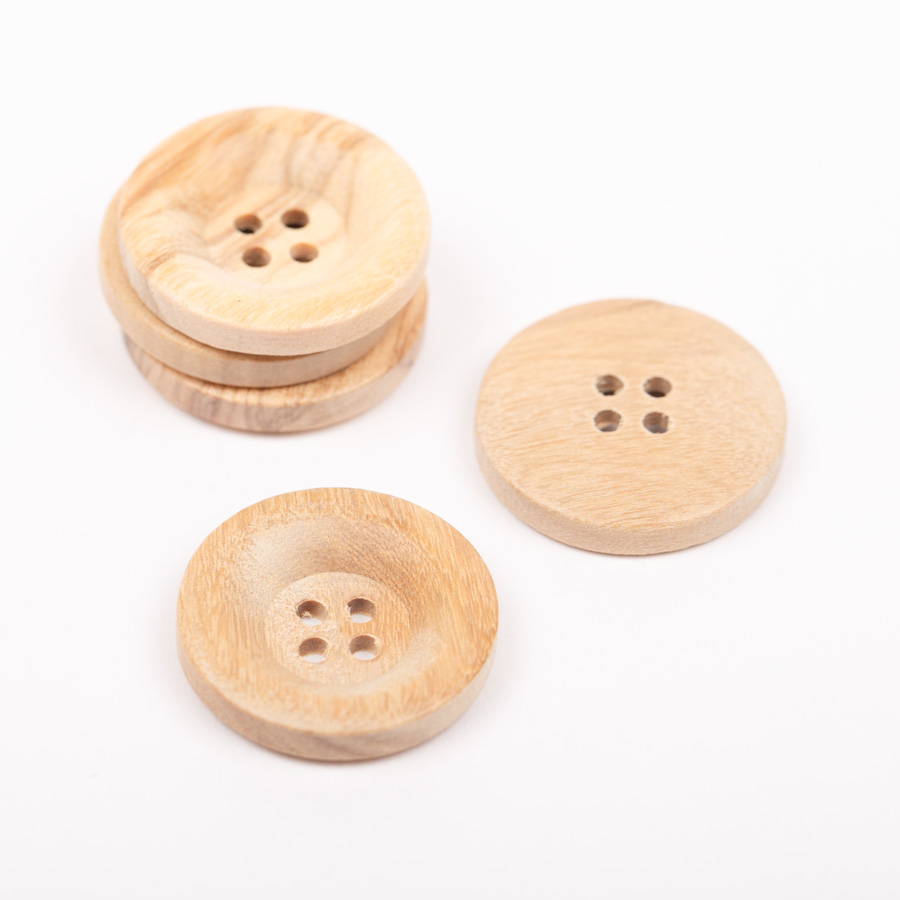 DROPS Knappar Olivträ (ljus) No. 811 isometric
