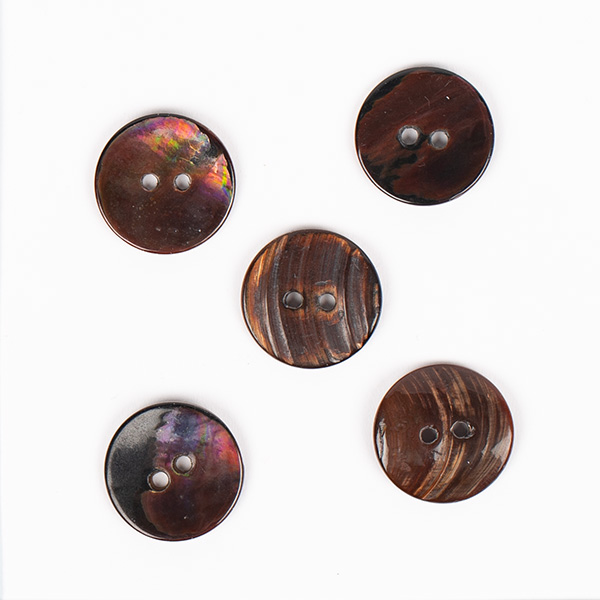 DROPS nööbid Arched (brown) no. 818