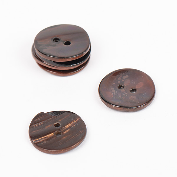 DROPS nööbid Arched (brown) no. 818