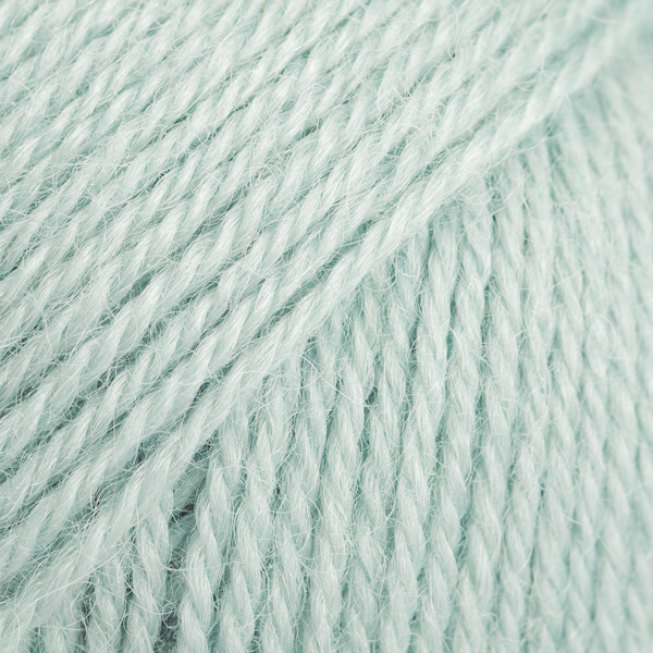 DROPS Alpaca uni colour 9037, ljus sjögrön