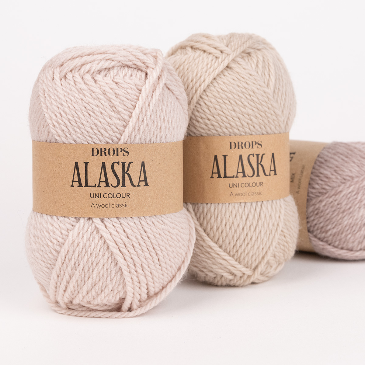 Product image DROPS alaska yarn
