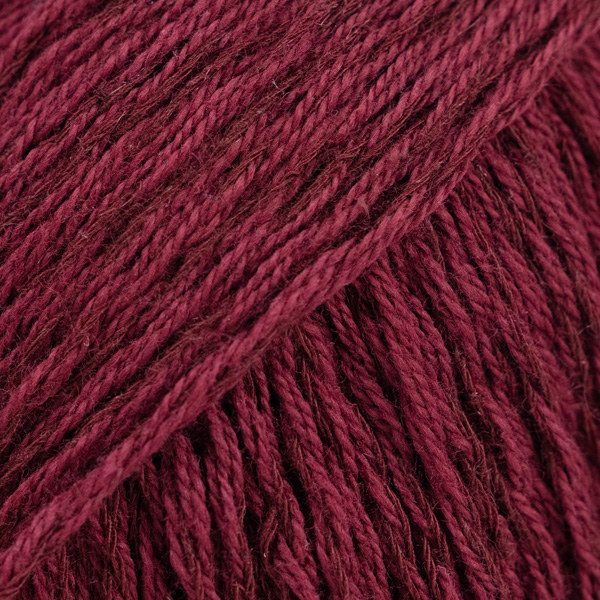 DROPS Belle uni colour 36, ruby red