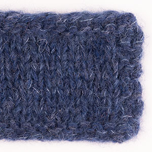 Yarn combinations skeins of DROPS Air 09, sjávarblár 
														+ DROPS Kid-Silk 28, sjávarblár
