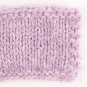 Yarn combinations skeins of DROPS Air 15, fjólublá þoka 
														+ DROPS Kid-Silk 09, ljós lavender