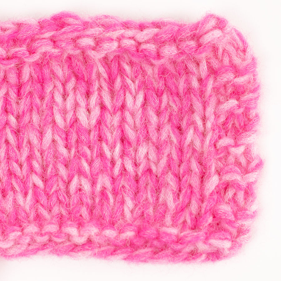 Yarn combinations skeins of DROPS Air 39, magenta 
											+ DROPS Air 52, rose petal