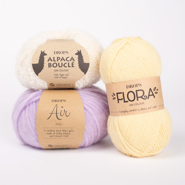 Yarn combination skeins of air41-boucle0100-flora26