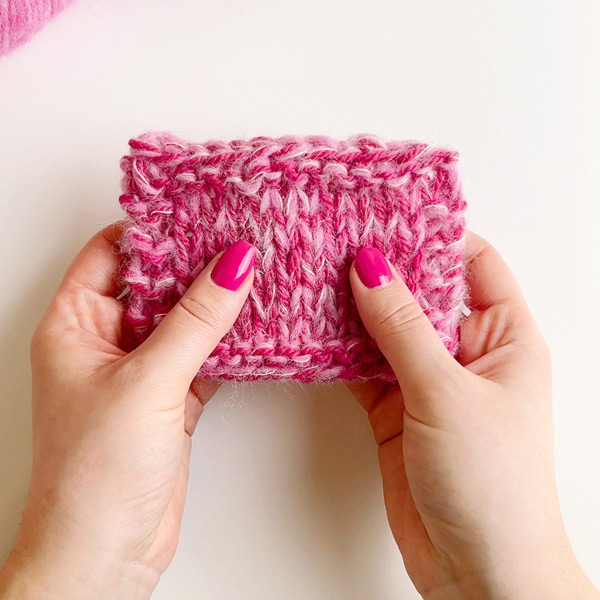 Yarn combination video thumbnail of DROPS Air 52, rose petal + DROPS Kid-Silk 01, off white + DROPS Nepal 6273, cerise