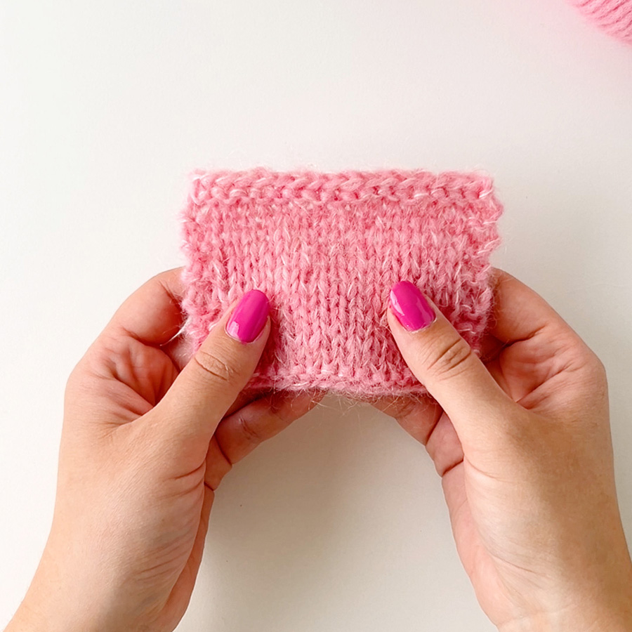 Yarn combination video thumbnail of DROPS Air 53, strawberry ice cream + DROPS Kid-Silk 53, light peach