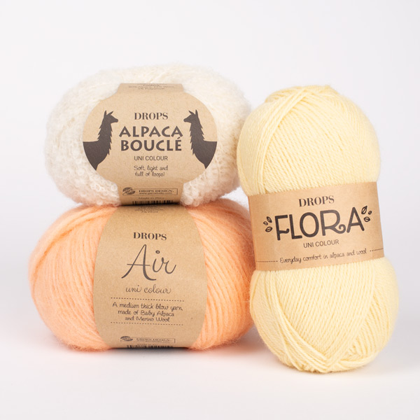 Yarn combination skeins of air54-boucle0100-flora26
