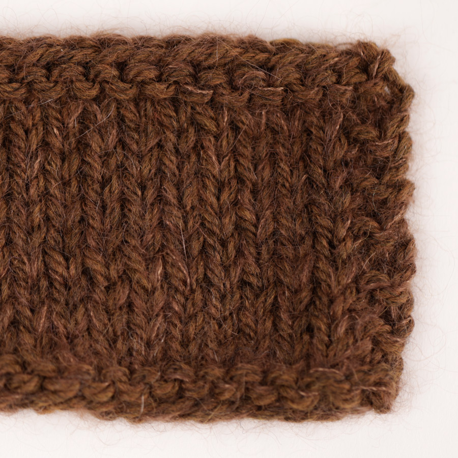 Swatch of alaska71-kidsilk35